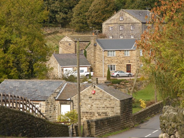 Midhopestone_-_geograph.org.uk_-_1012417